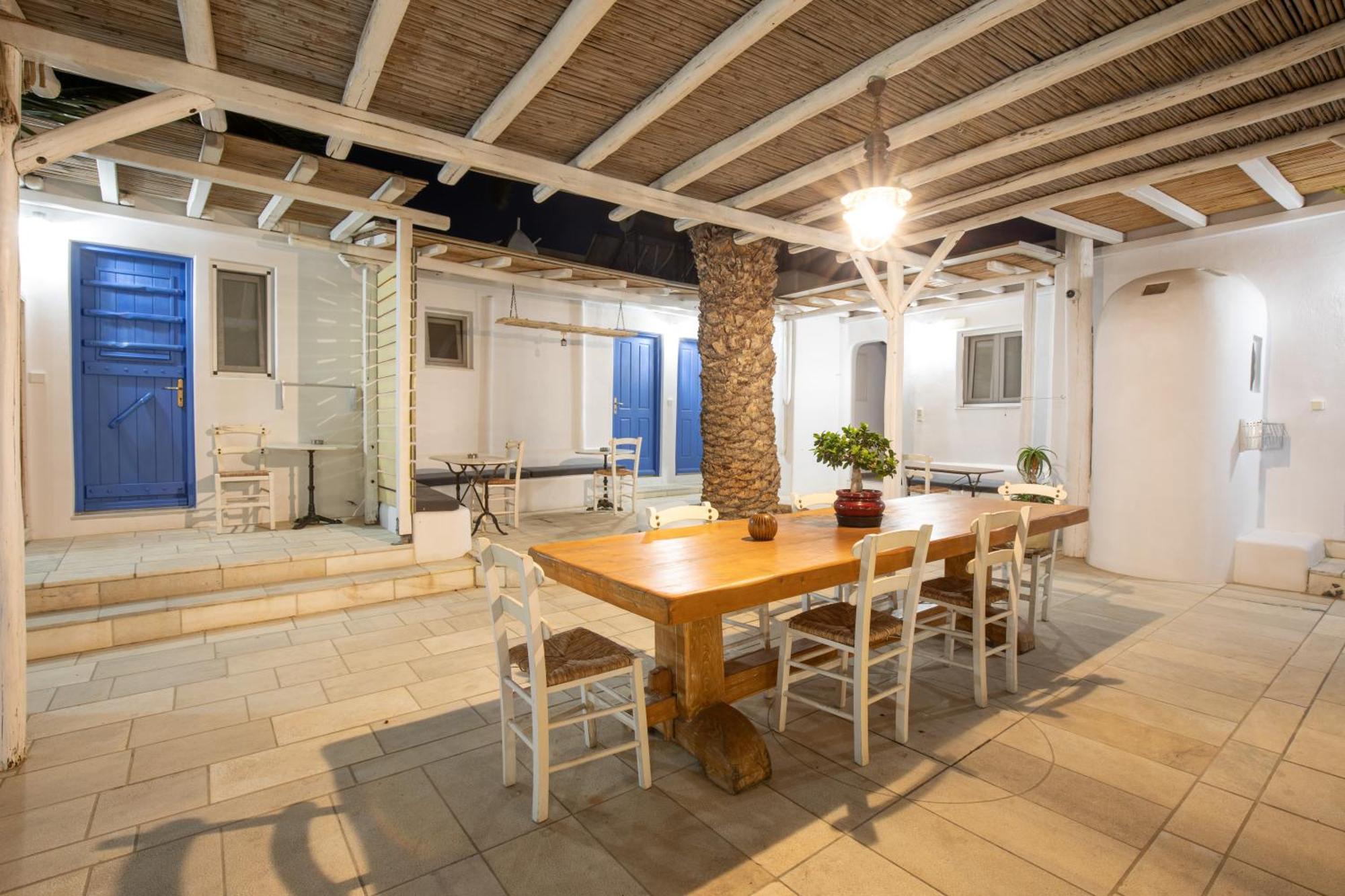 Alexandros Mykonos